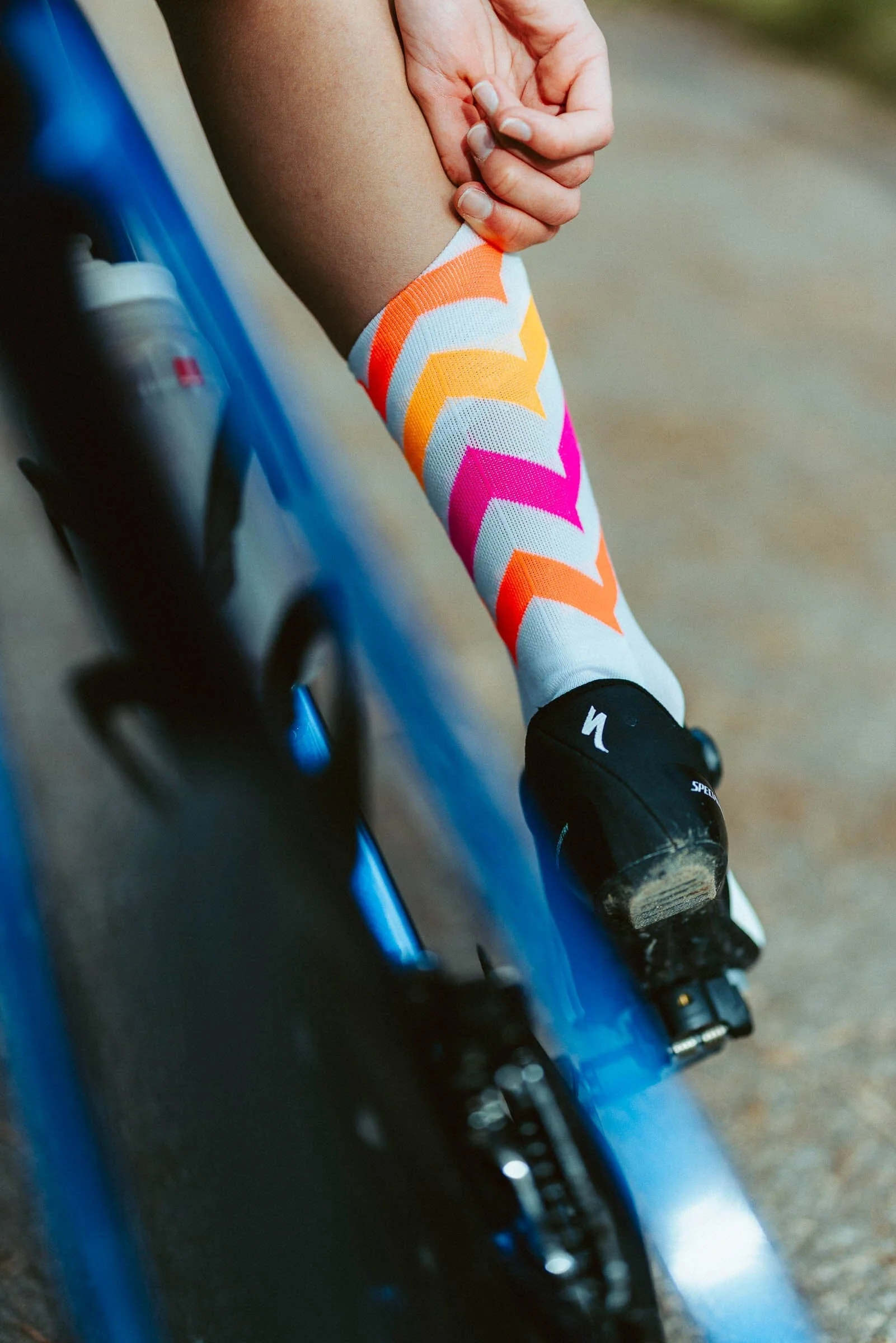 Incylence Ultralight Waves Electric Socks - Image 7