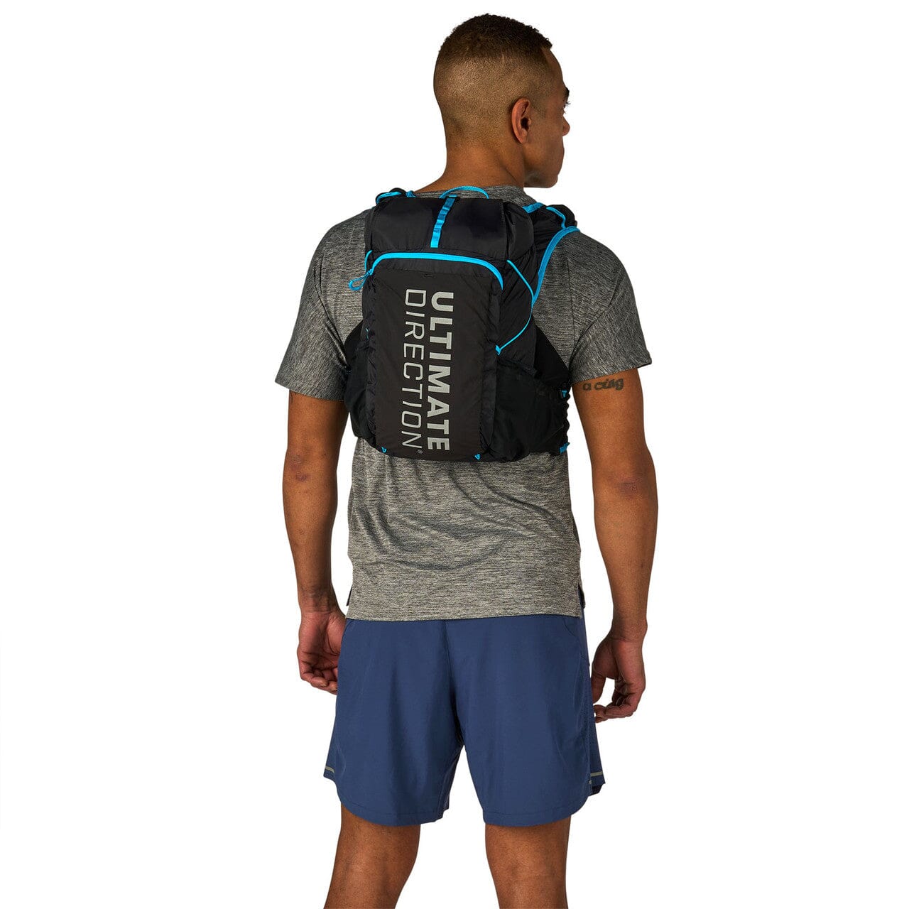 Ultimate Direction Adventure Vest 17 Unisex Running Vest - Image 2
