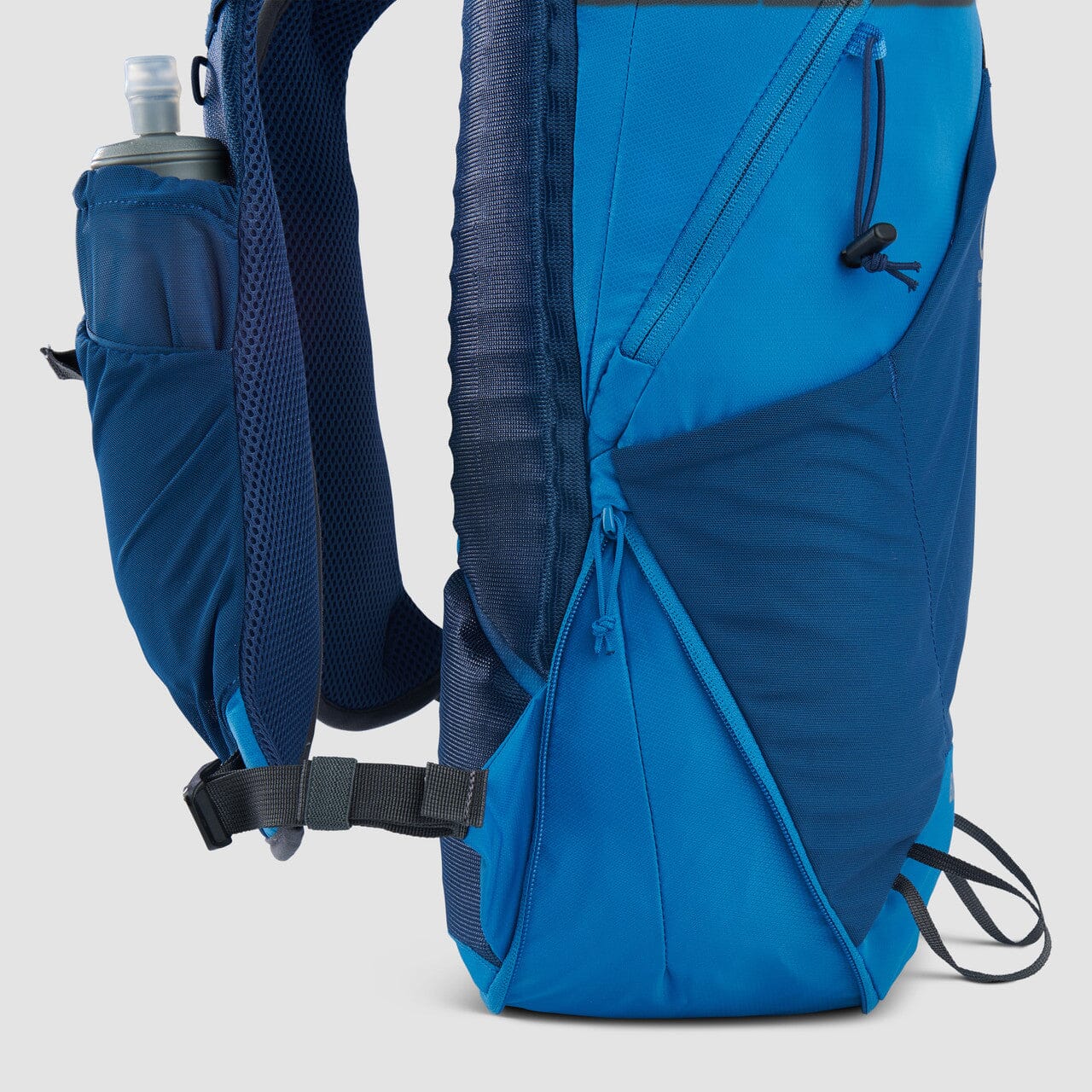 Ultimate Direction Blazek 18 Backpack - Image 9