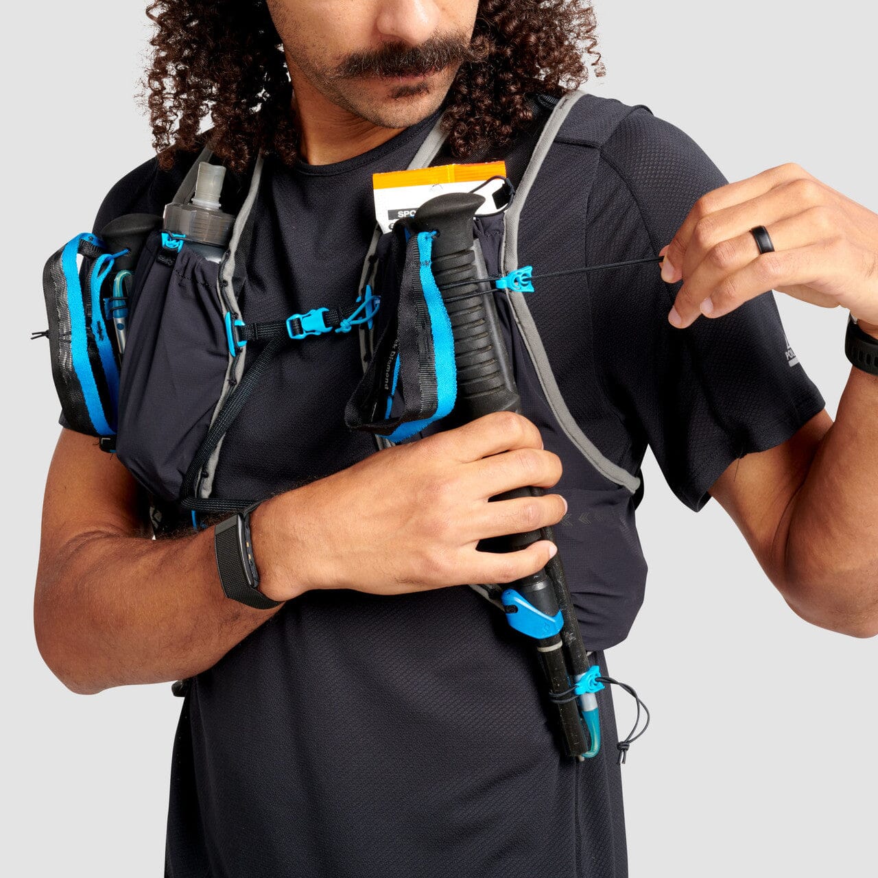 Ultimate Direction Race Vest 6.0 - Image 8