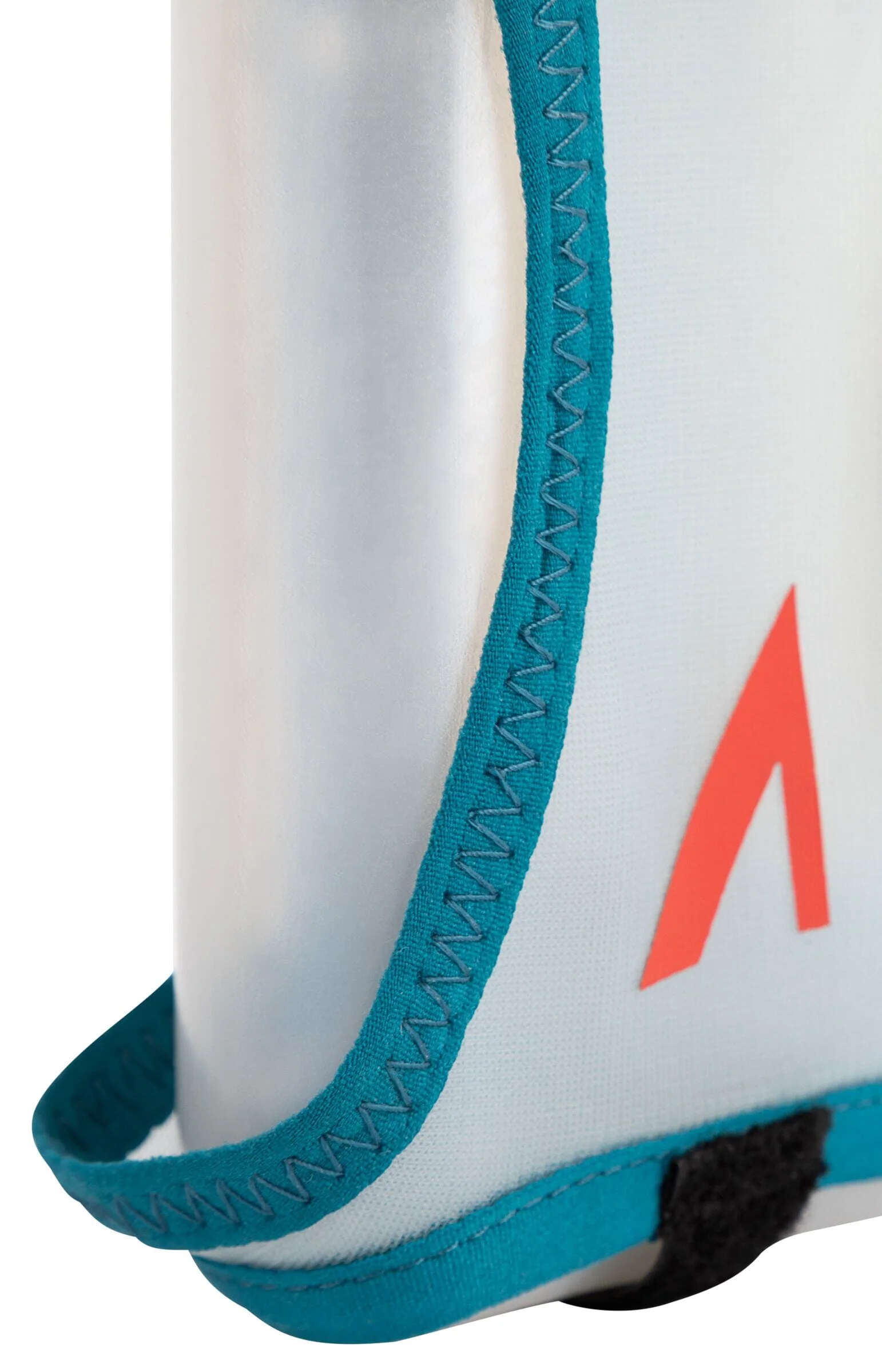 UltrAspire 550 Race 2.0 Handheld Bottle - Image 4