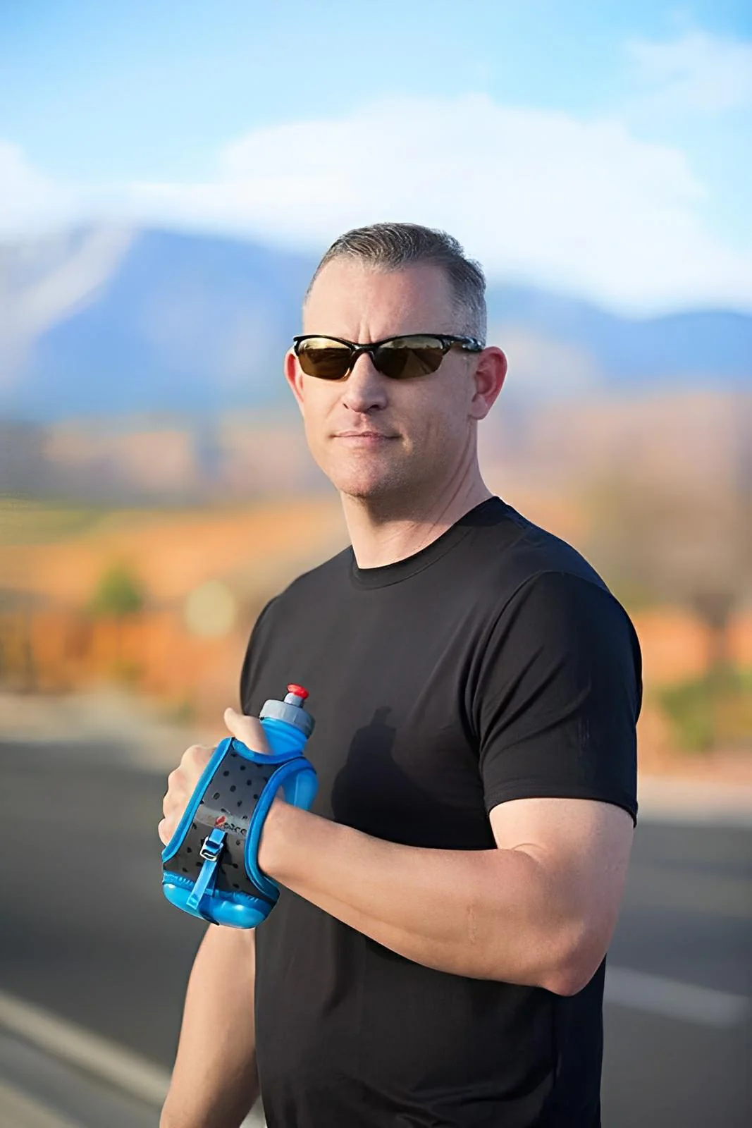 UltrAspire 550 Race Handheld Bottle - Image 7