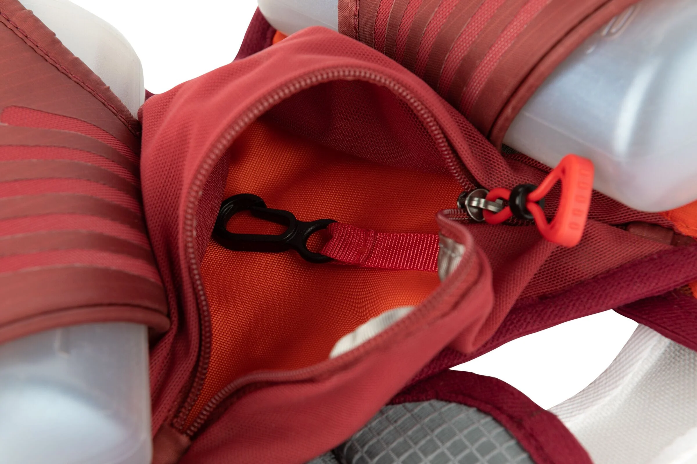 UltrAspire Speedgoat 3.0 Waist Pack - Image 2