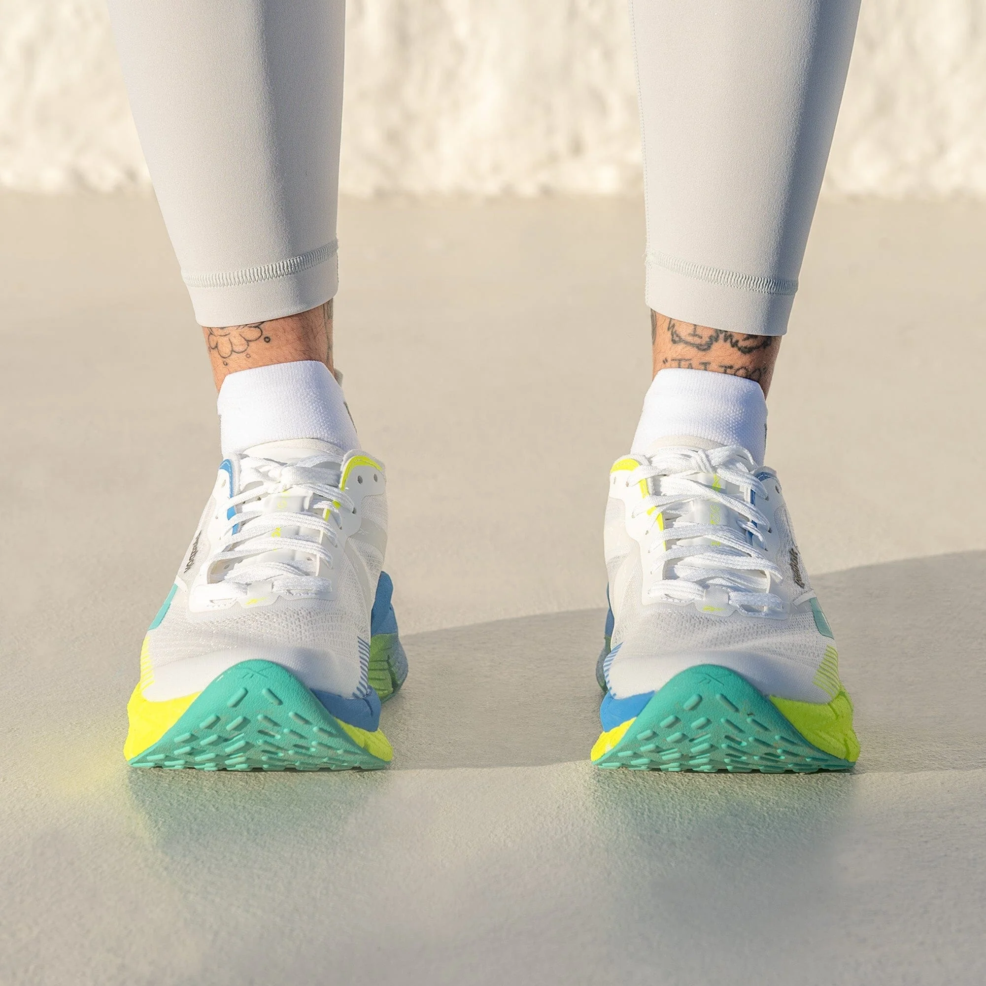 Versus White Glacier Running Ankle Socks - Image 2