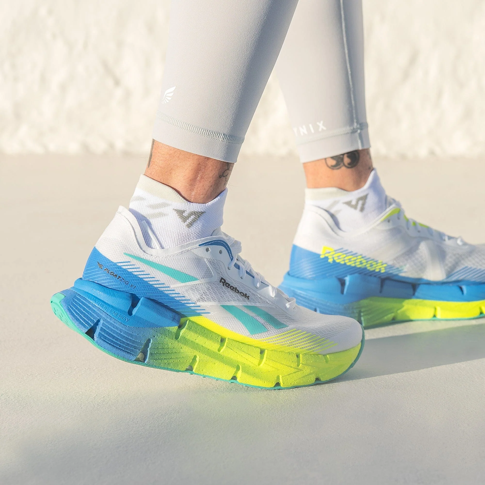 Versus White Glacier Running Ankle Socks - Image 3