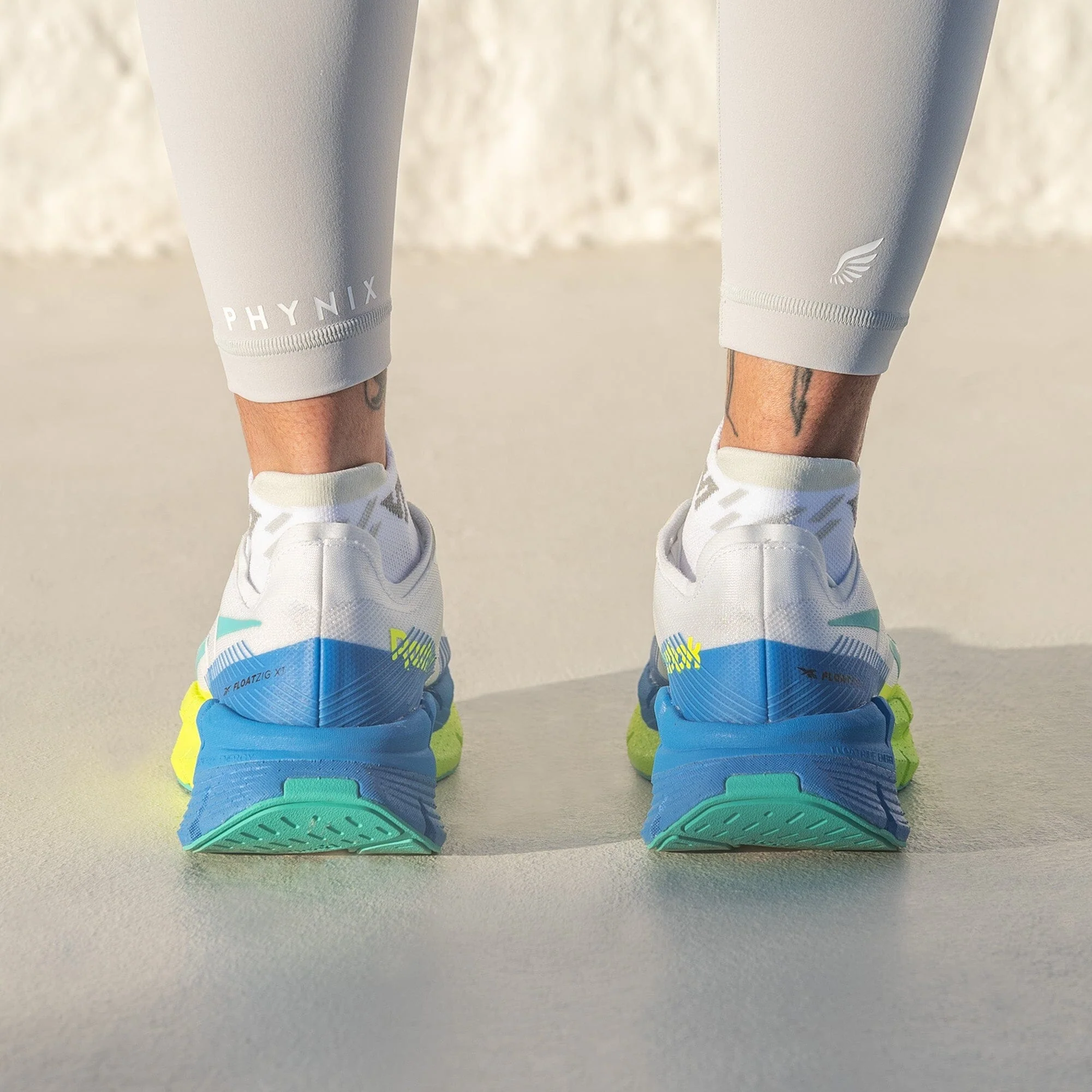 Versus White Glacier Running Ankle Socks - Image 4