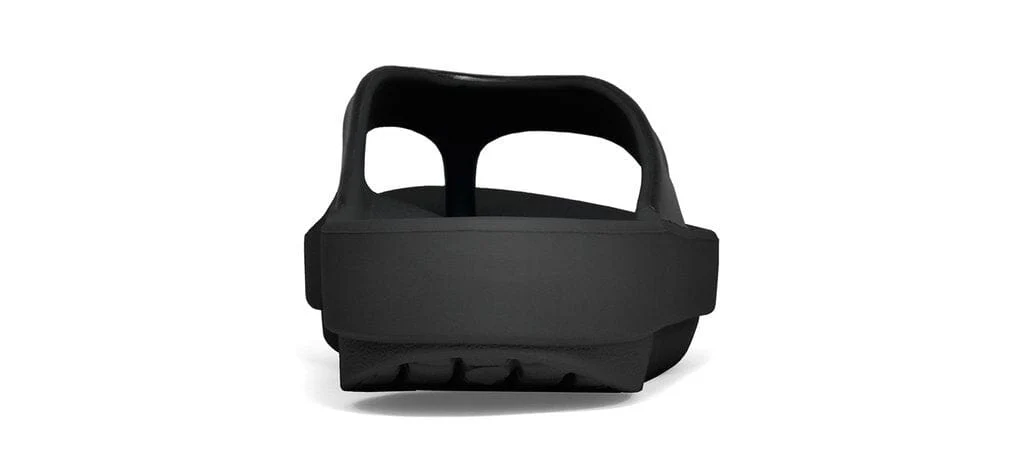 OOFOS Women's OOlala Thong Sandal - Black - Image 5