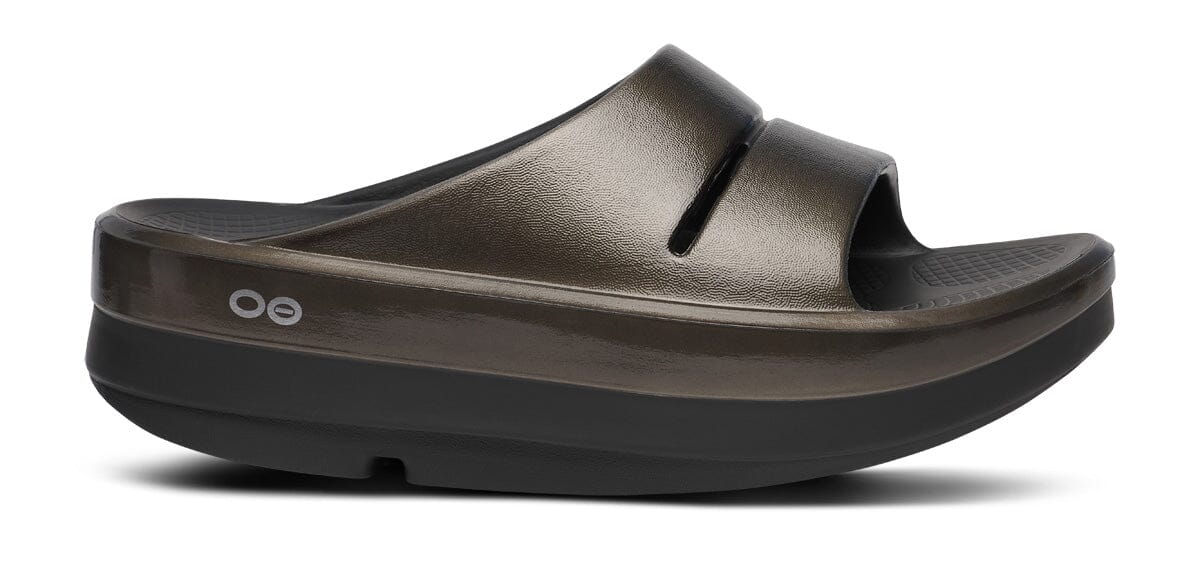 OOFOS Women's OOmega OOahh Stacked Sandal - Titanium Mirror - Image 2
